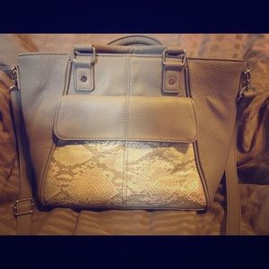 Thirty one bags jewel snake skin purse LIKE NEW!